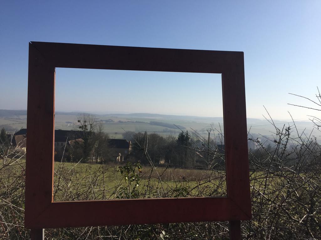 شقة Au Pied De La Roche المظهر الخارجي الصورة